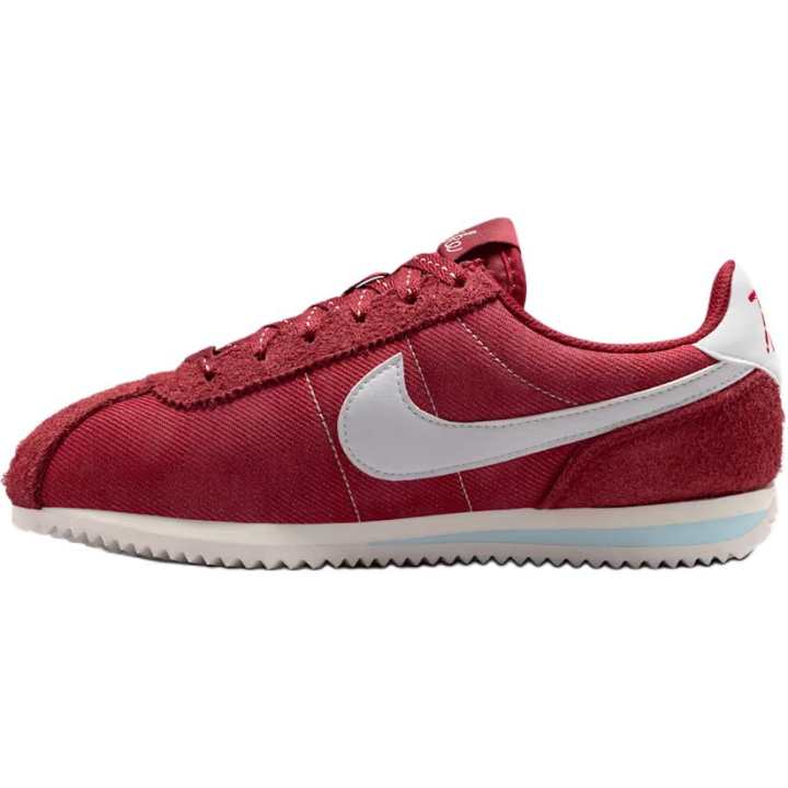 Nike Nike Cortez SE Low top Casual Shoes Red Unisex