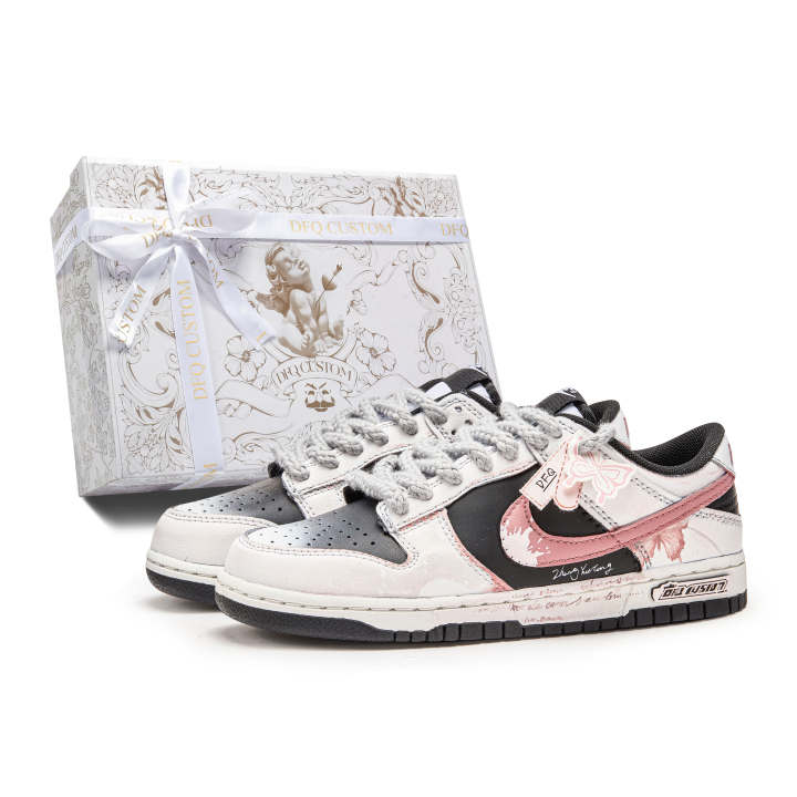 Nike Nike Dunk Little Butterfly Slip Resistant Cushioning Low top Skateboard Shoes Black Pink Kids'