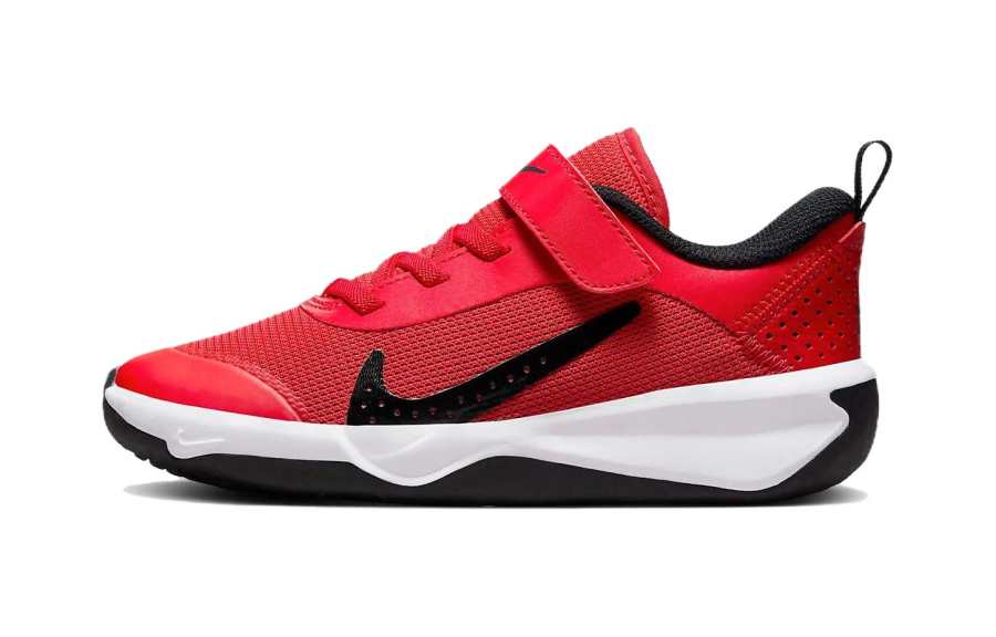 Nike Nike Omni Multi Court Abrasion Resistant Breathable Low top Kids Lifestyle Shoes Red Black Children Aged 3 7 Years Old