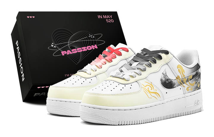 Nike Nike Air Force 1 LE Leather Low top Kids' Skateboarding Shoes Yellow Black Teenagers