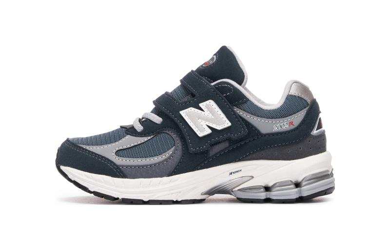 New Balance New Balance NB 2002R Cushioning Abrasion Resistant Low top Running Shoes Black Gray Blue Kids'
