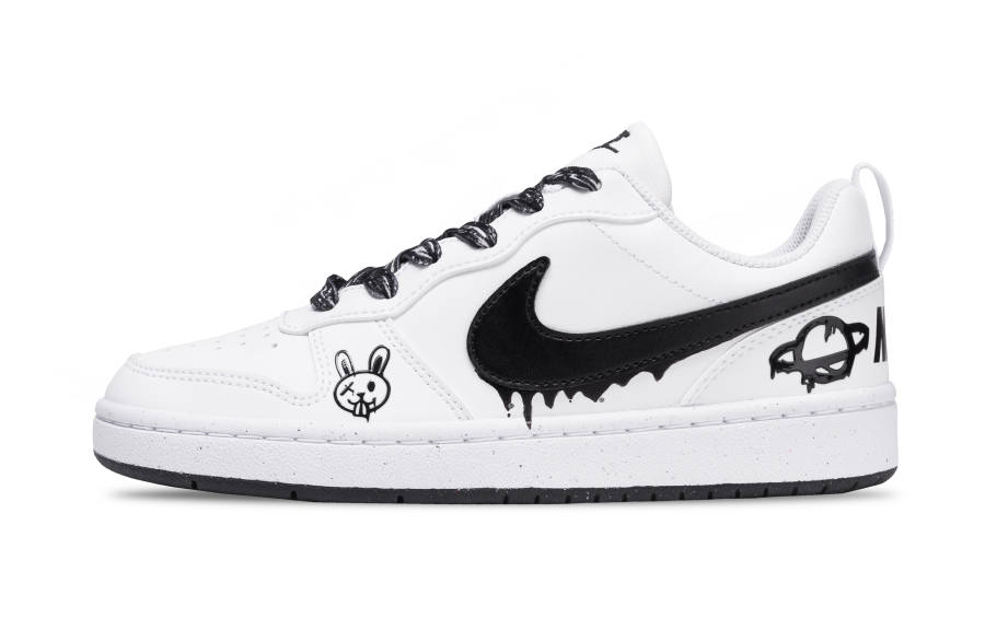 Nike Nike Court Borough Black Star Bunny Synthetic Leather Low top Kids' Skateboarding Shoes White