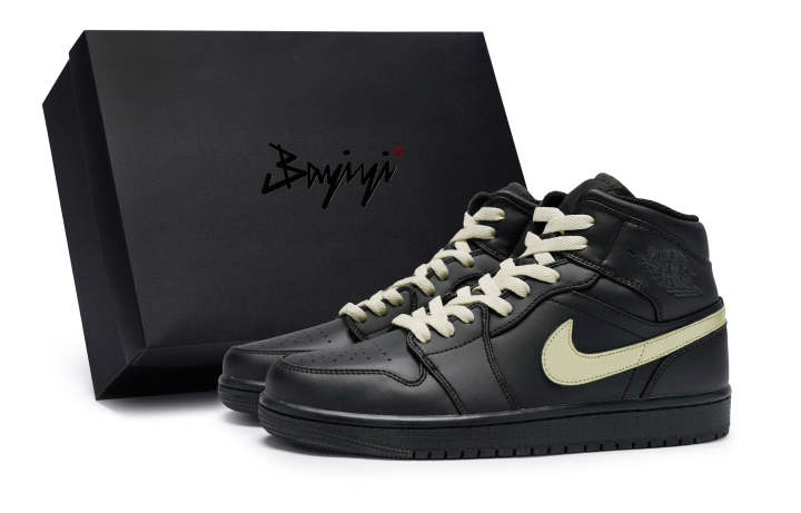 Jordan Jordan Air Jordan 1 Kids' Basketball Shoes Grade School