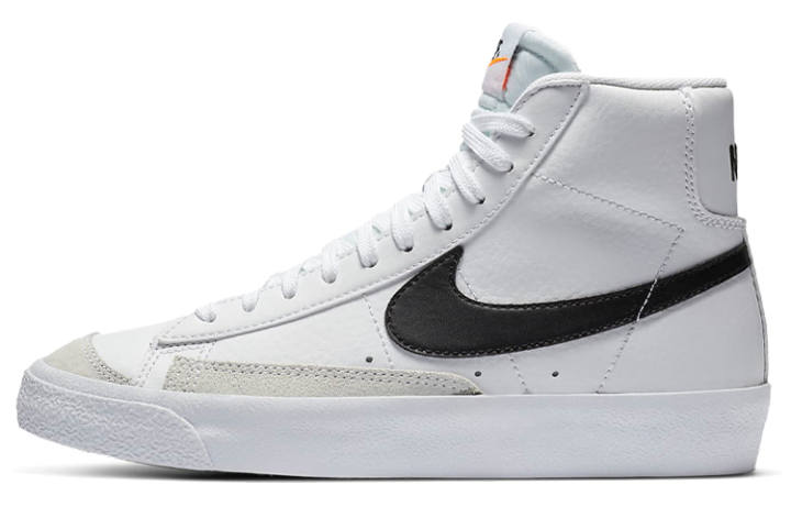Nike Nike Blazer Mid 77 Mid top Skateboard Shoes White Black