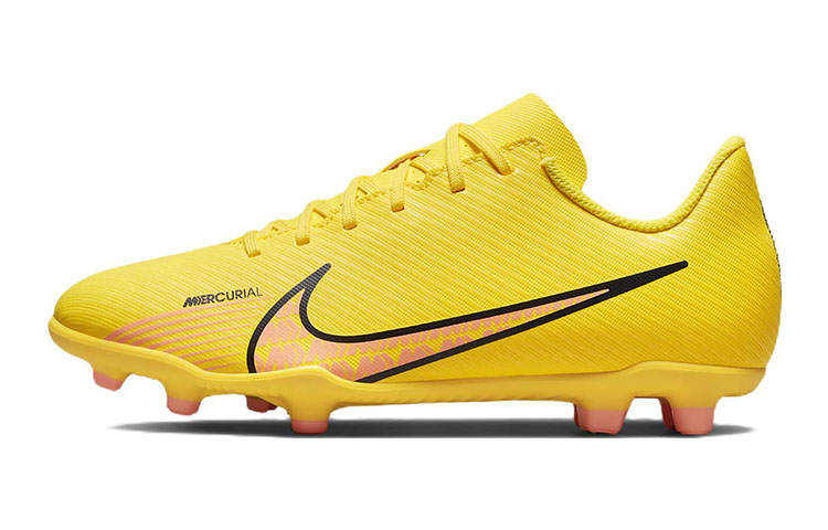 Nike Nike Mercurial Vapor 15 Club Low top Soccer Shoes Yellow Pink Kids'