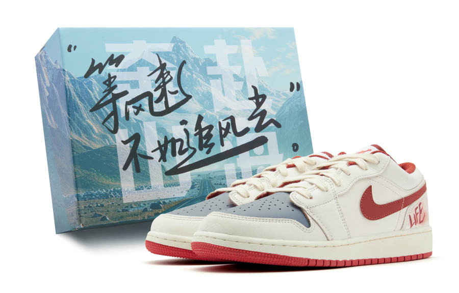 Jordan Jordan Air Jordan 1 Leather Slip Resistant Abrasion Resistant Low top Children's Basketball Shoes Beige Red Teenagers