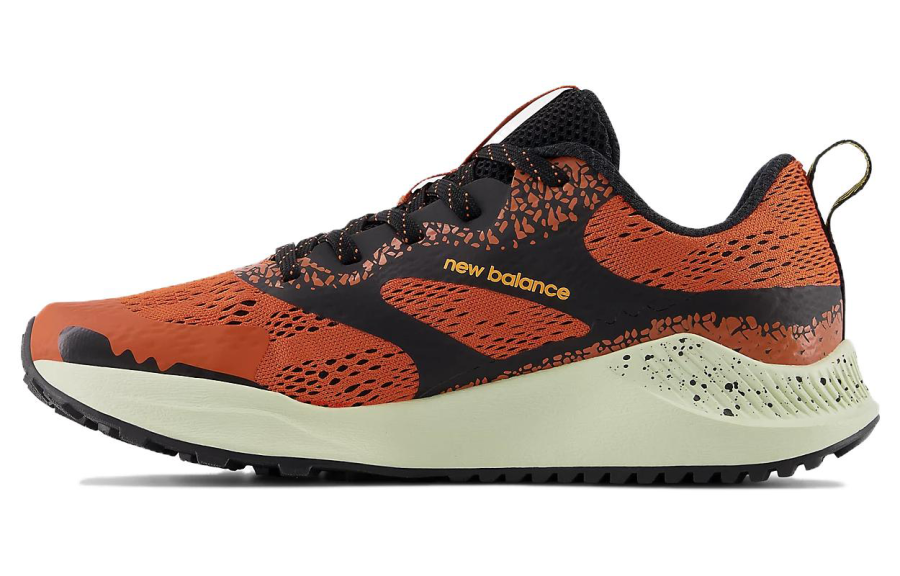 New Balance New Balance DynaSoft Nitrel V5 Comfortable Anti kick Low top Running Shoes Orange Black Unisex