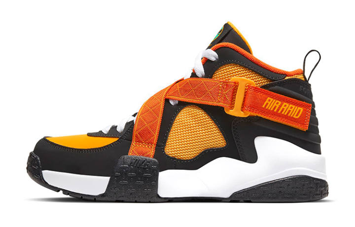 Nike Nike Air Raid 'Rayguns' Slip Resistant Cushioning Slip Resistant Mid top Basketball Shoes Black Orange Yellow