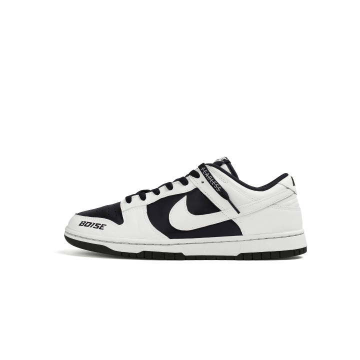 Nike Nike Dunk Leather Abrasion Resistant Lightweight Cushioning Slip Resistant Low top Skateboard Shoes Black White Kids'