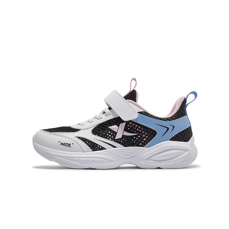 XTEP Synthetic Leather, Textile Low top Running Shoes Black Xtep White Teenagers