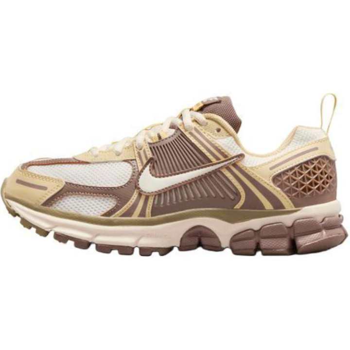 Nike Nike Vomero 5 Low top Running Shoes White Brown Unisex