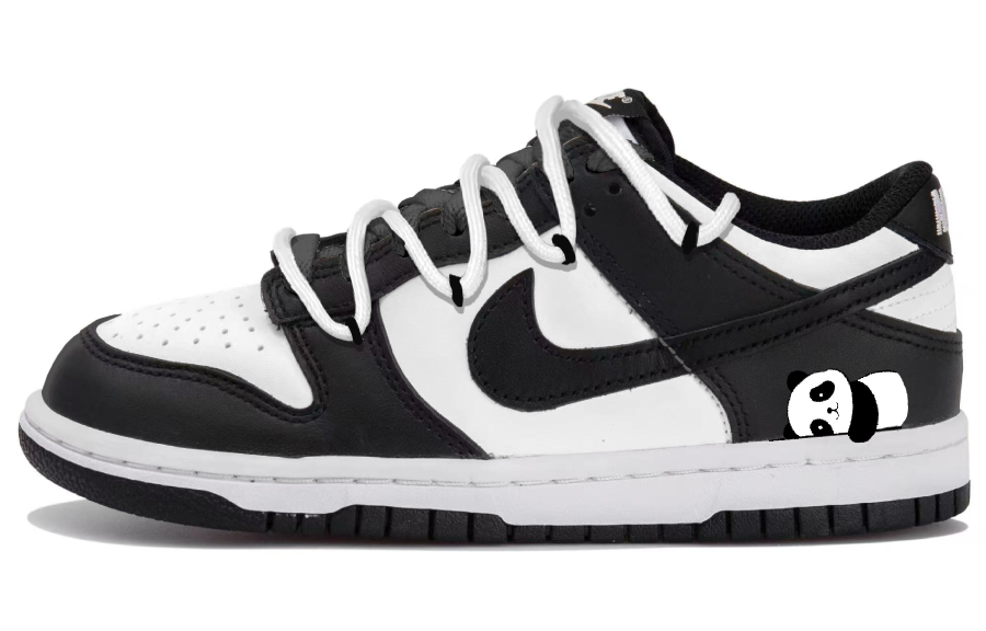 Nike Nike Dunk Low top Skateboard Shoes Black White Teenagers