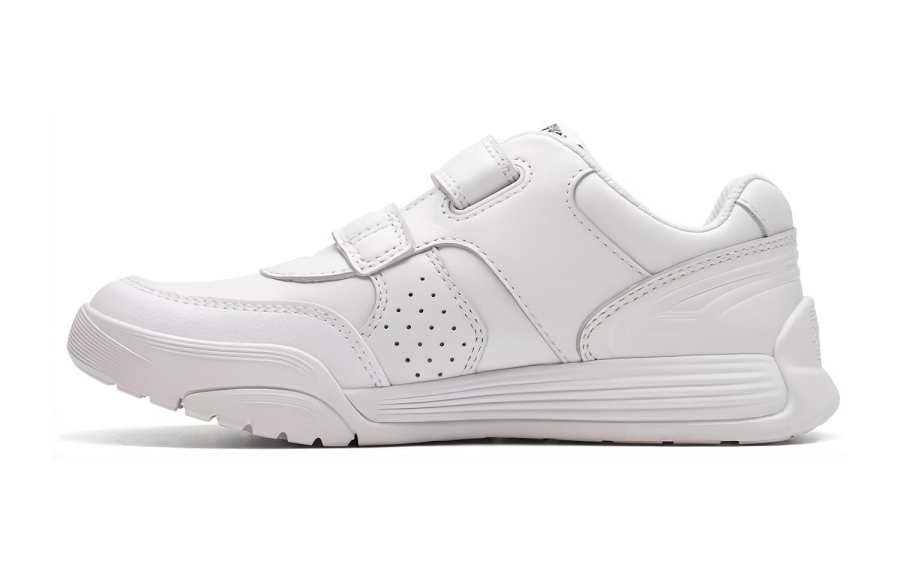 Clarks Slip Resistant Slip Resistant Low top Kids' Skateboarding Shoes White Kids'