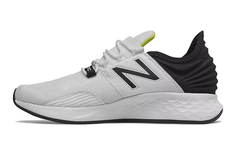 New Balance New Balance Roav Comfortable Cushioning Abrasion Resistant Breathable Low top Running Shoes White Black Kids'