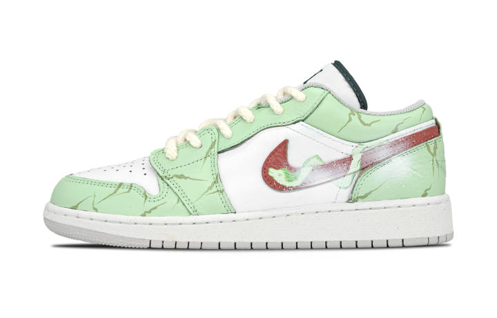 Jordan Jordan Air Jordan 1 Kids' Basketball Shoes Grade School
