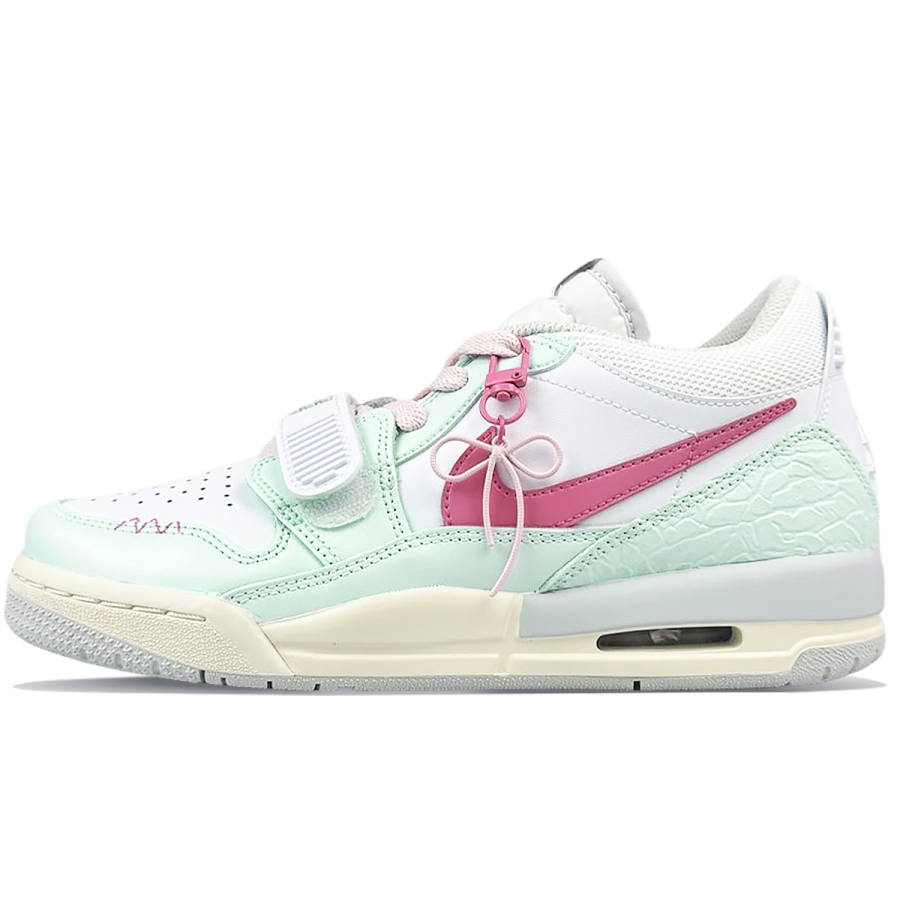 Jordan Jordan Legacy 312 Slip Resistant Cushioning Low top Children's Basketball Shoes White Teenagers