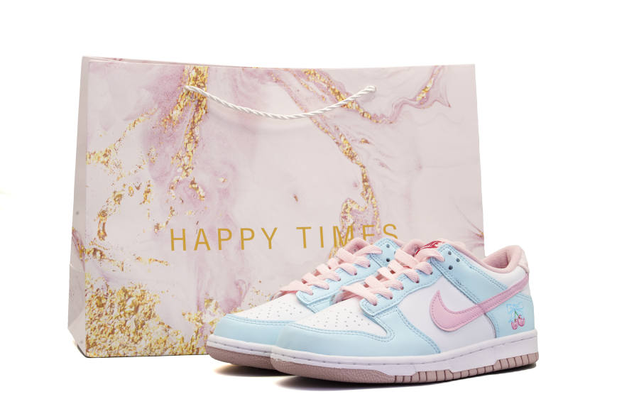 Nike Nike Dunk Pink Velvet Sakura Sky Abrasion Resistant Abrasion Resistant Low top Kids' Skateboarding Shoes Blue Pink