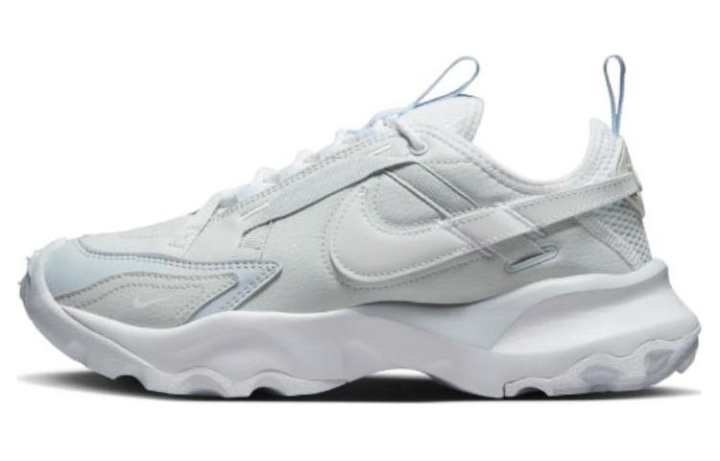 Nike Nike TC 7900 Fabric Low top Casual Shoes Women's White Gray