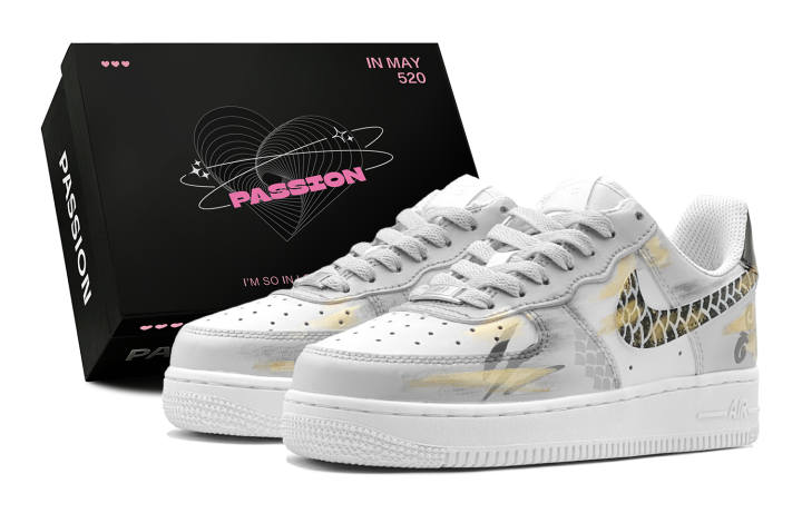 Nike Nike Air Force 1 LE Synthetic Leather Low top Kids' Skateboarding Shoes Silver Teenagers
