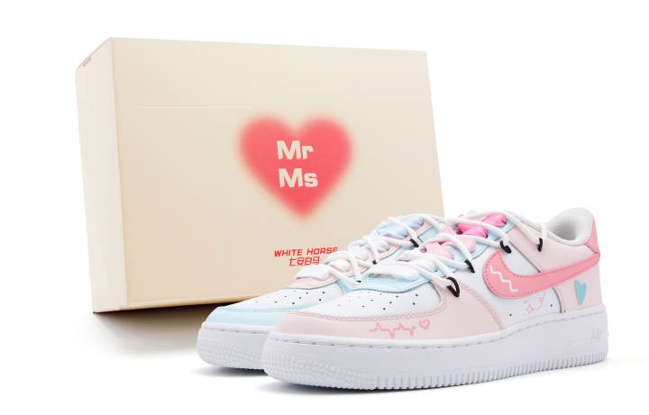 Nike Nike Air Force 1 Leather Slip Resistant Abrasion Resistant Cushioning Low top Kids' Skateboarding Shoes Blue Pink