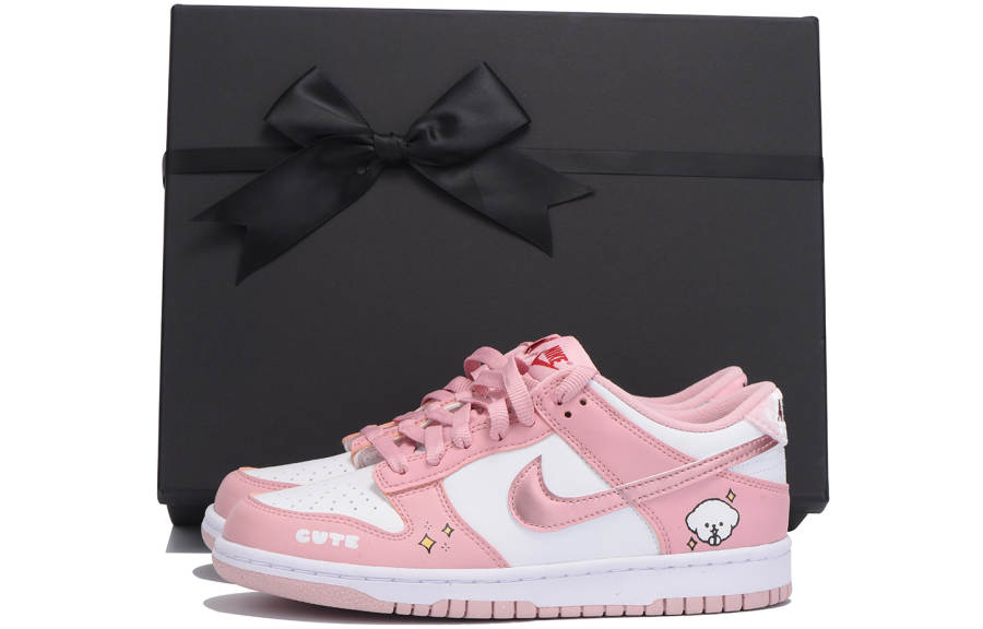 Nike Nike Dunk Slip Resistant Low top Kids' Skateboarding Shoes Pink White Teenagers