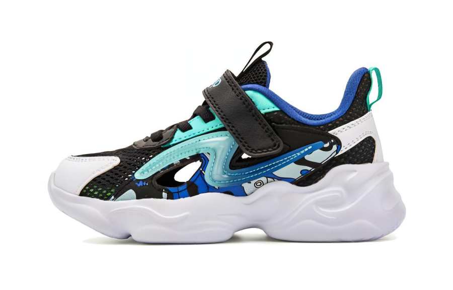 XTEP Slip Resistant Cushioning Low top Kids' Running Shoes Black Green Children Aged 3 7 Years Old