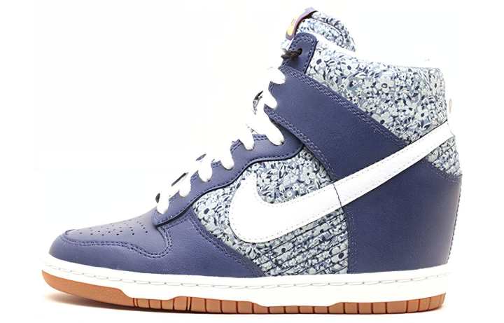 Nike Nike Dunk Sky Hi Liberty Blue High top Skateboard Shoes Blue White Unisex