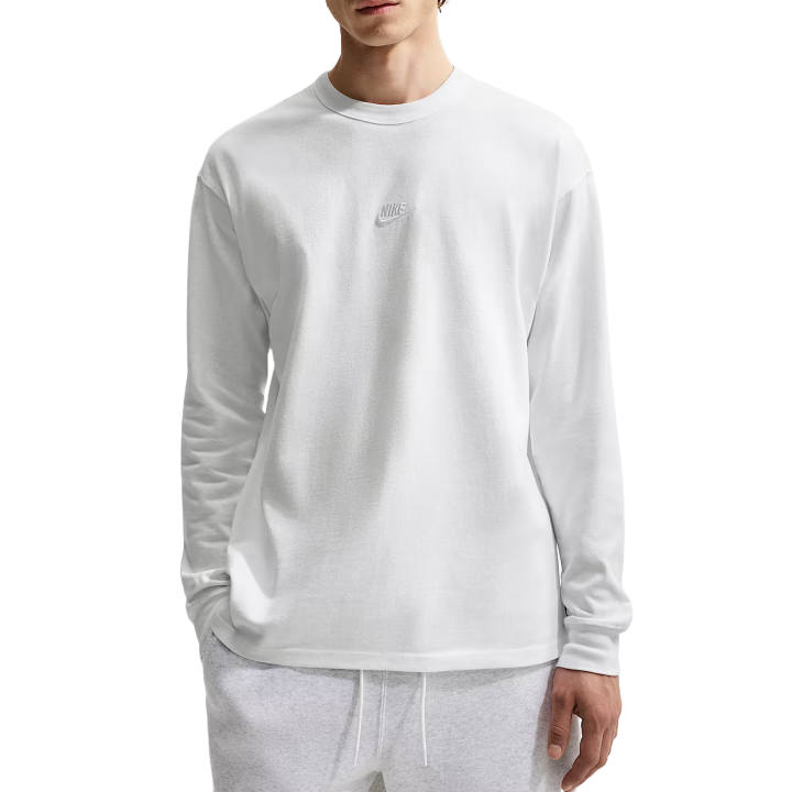 Nike Nike Sportswear T Shirts Men's White Crew Neck Moderate Straight Fit