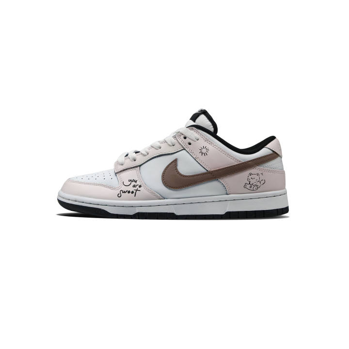 Nike Nike Dunk Blush Low top Kids' Skateboarding Shoes Pink