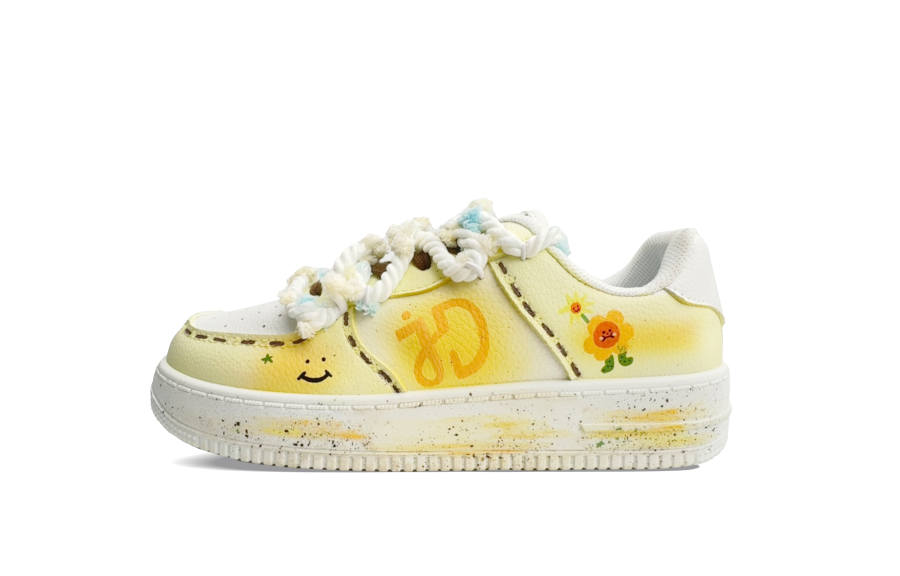HUANQIU Embarrassing Egg Slip Resistant Low top Skateboard Shoes Unisex Yellow