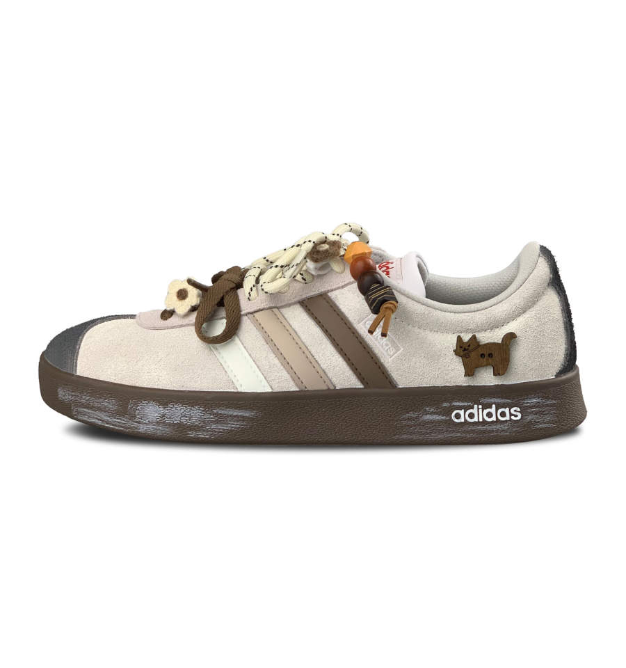 Adidas Adidas Vl Court Classic Abrasion Resistant Abrasion Resistant Low top German Army Trainers Women's Beige