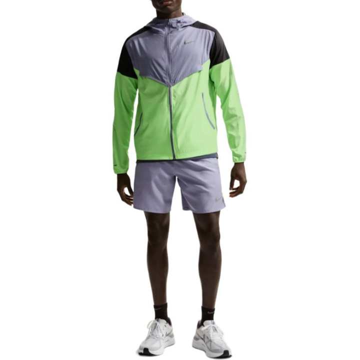 Nike Nike Impossibly Light Jackets & Coats Men's