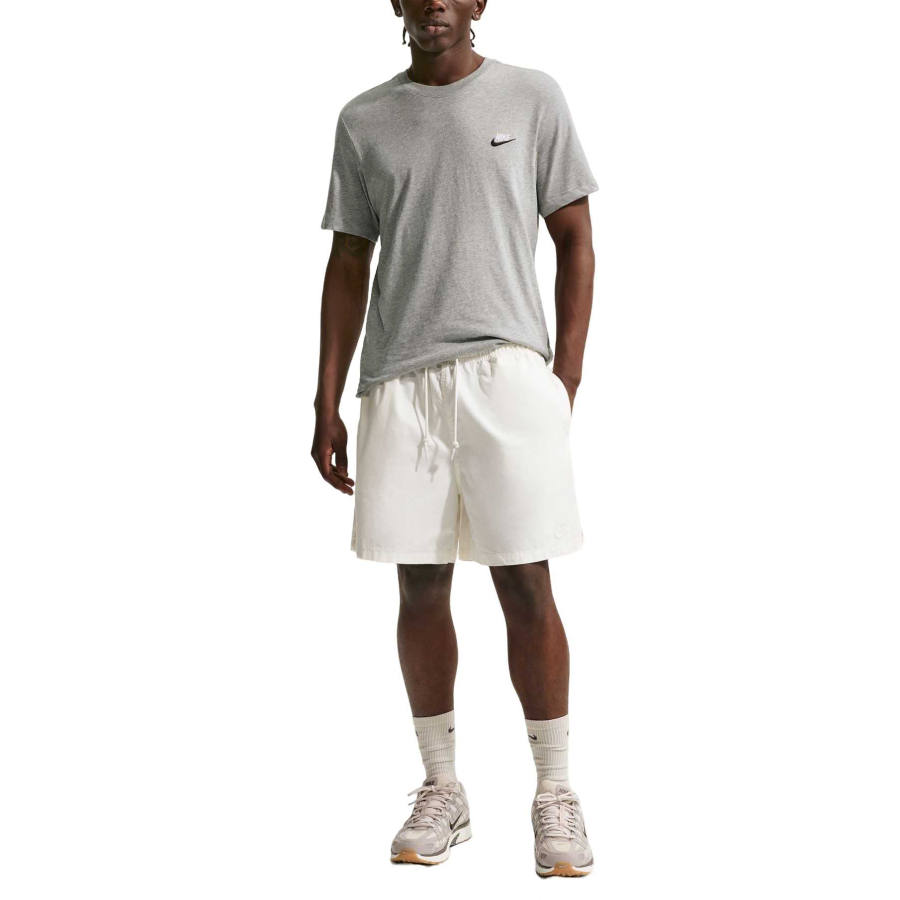 Nike Nike Sportswear Club T Shirts Men's Dark Gray/White Crew Neck Moderate