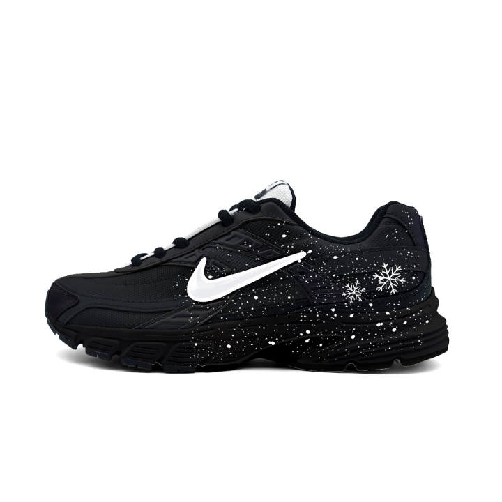 Nike Nike Low top Running Shoes Unisex Black White