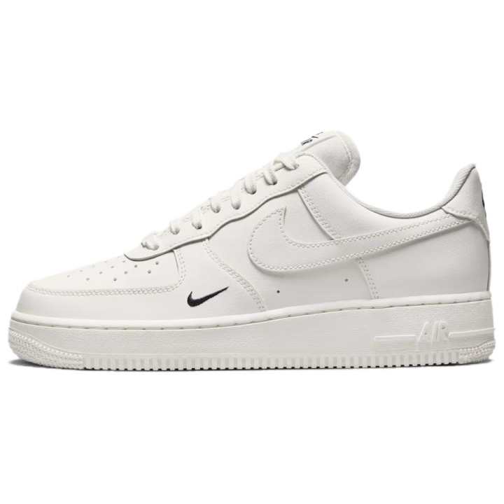 Nike Nike Air Force 1 07 Essential Sail/Black Women's
