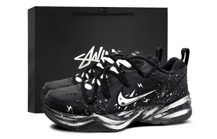 Nike Nike Air Monarch 4 Low top Chunky Sneakers Unisex Black White