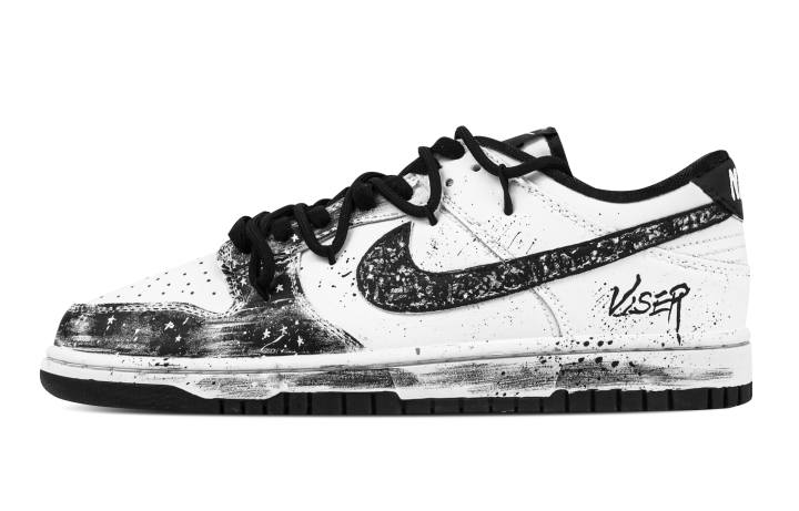 Nike Nike Dunk Star Trace 2 Leather Slip Resistant Abrasion Resistant Low top Skateboard Shoes Black White Kids'