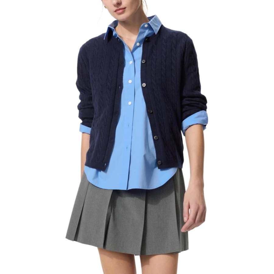 UNIQLO Knitwear Women's Navy Blue Crew Neck Moderate