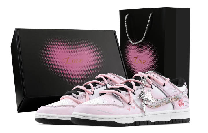 Nike Nike Dunk Multicolor Silver Heart Box Leather Slip Resistant Abrasion Resistant Low top Skateboard Shoes Pink Kids'