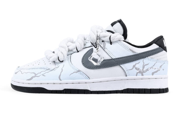 Nike Nike Dunk Icy Snow Milk Foam Abrasion Resistant Low top Skateboard Shoes Unisex Light Blue