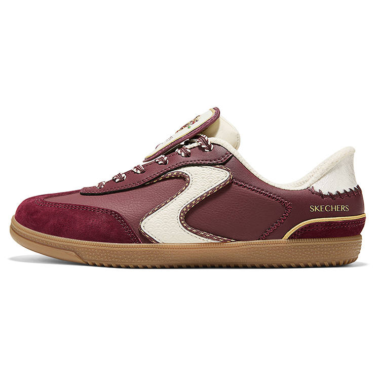 Skechers Court Classics Low top German Army Trainers Women's Red White