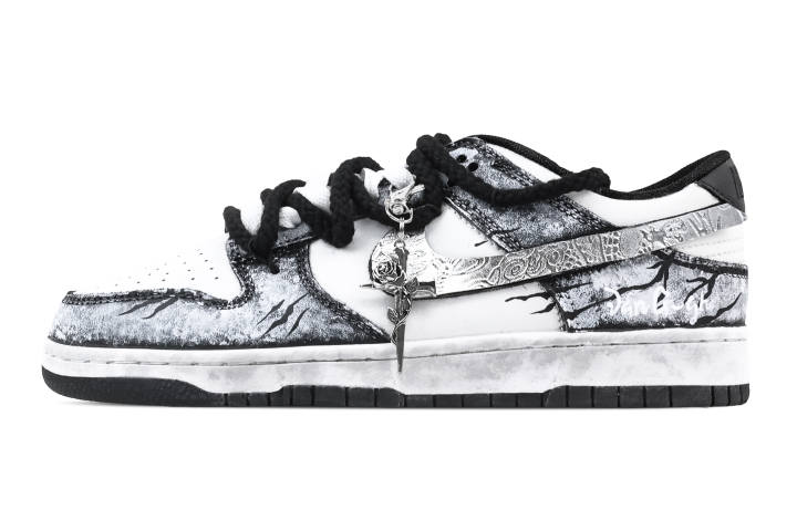 Nike Nike Dunk Starry Silver Light Abrasion Resistant Low top Skateboard Shoes Unisex Black White