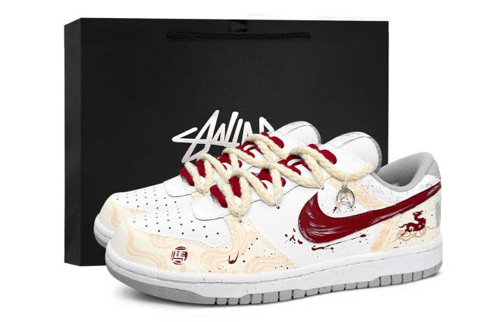 Nike Nike Big Low top Skateboard Shoes Men's Beige Red