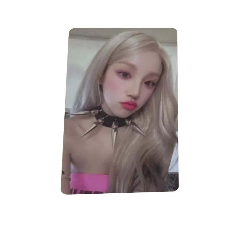 CUBE ENTERTAINMENT Song Yuqi Solo Album Photocards 1 Pc