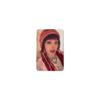 CUBE ENTERTAINMENT Song Yuqi Solo Photocards 1 Pc Card