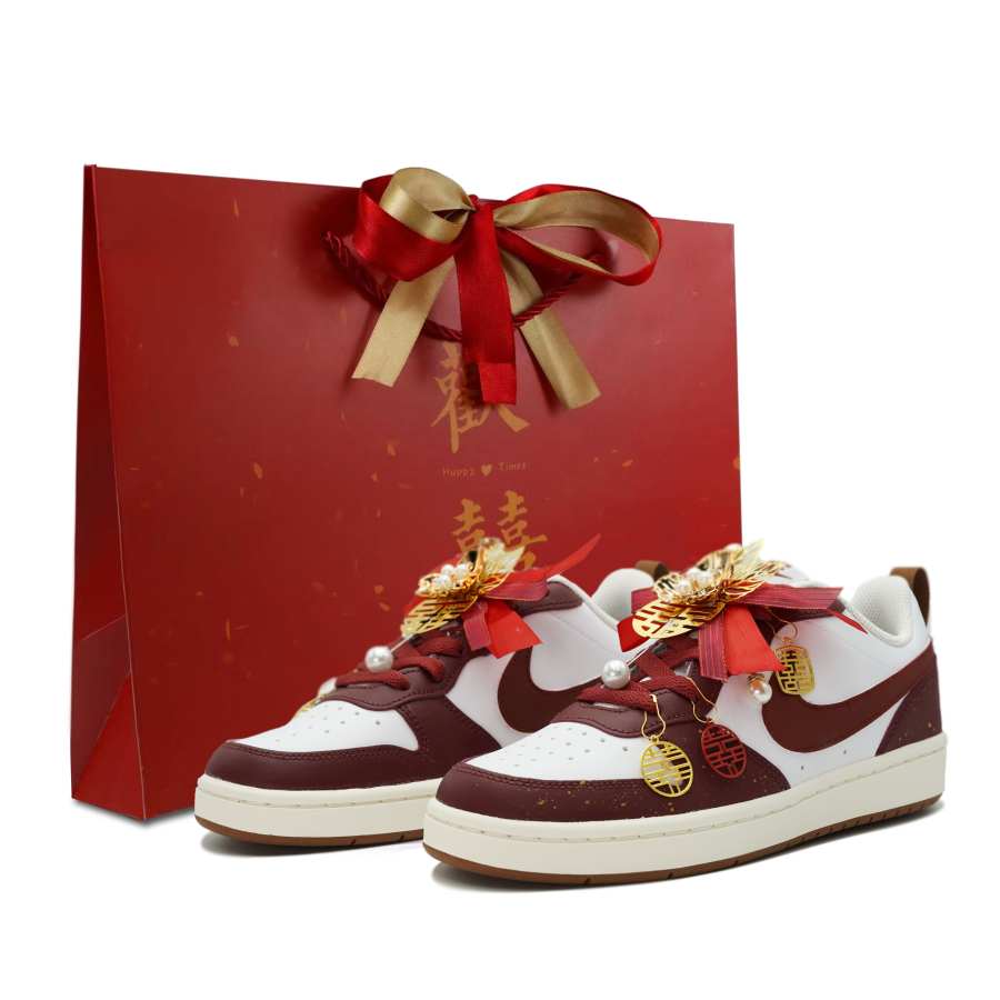 Nike Nike Court Borough Slip Resistant Abrasion Resistant Low top Skateboard Shoes Burgundy Teenagers