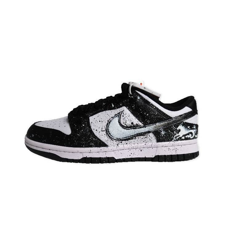 Nike Nike Dunk Synthetic Leather Abrasion Resistant Low top Skateboard Shoes Unisex Black White
