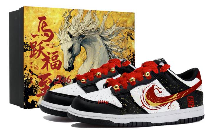 Nike Nike Dunk Low top Skateboard Shoes Women's Black White Red