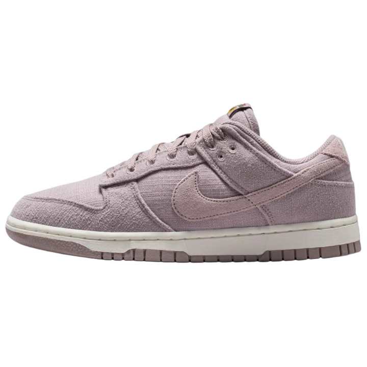 Nike Nike Dunk Low top Skateboard Shoes Women's Light Purple