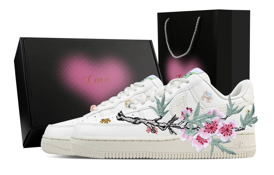 Nike Nike Air Force 1 White Horse In Search Of Plum Blossom, Heart Box Breathable Low top Skateboard Shoes Women's White